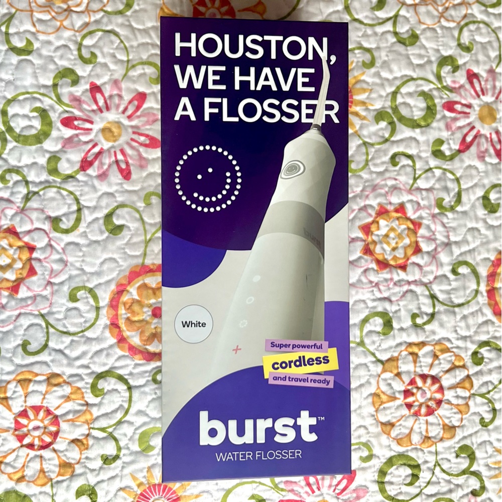 Burst water flosser